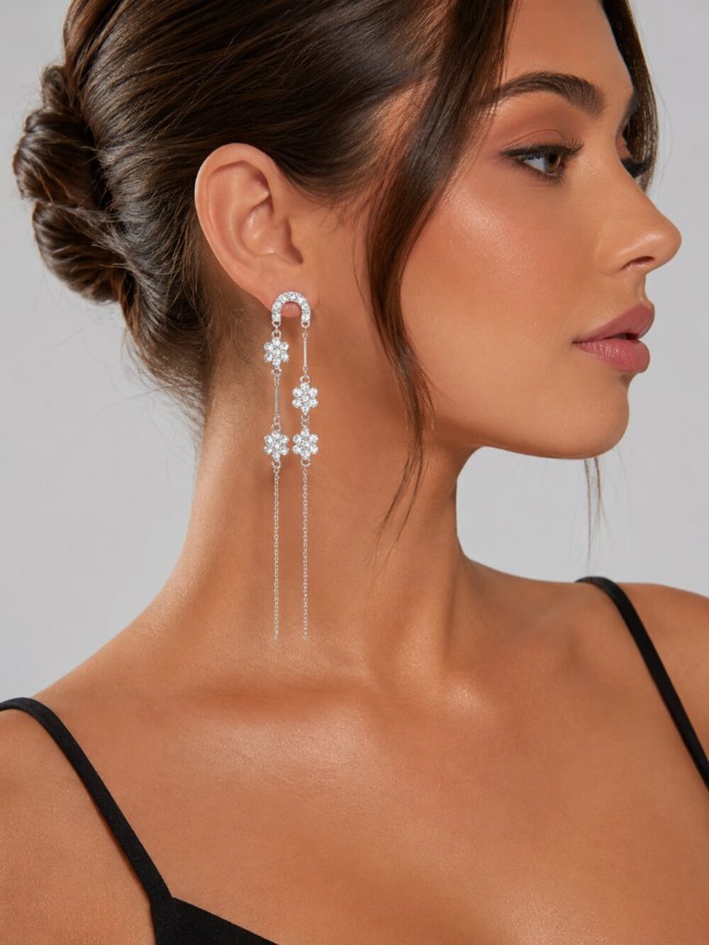 18K Gold Plated Rhinestone Crystal Floral Sparkle Glam Style Dangle Earrings NEW